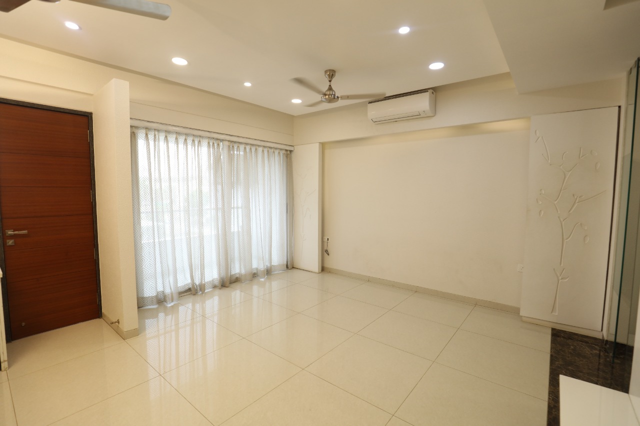 DCNPL Hills Vistaa 4 BHK - Hall