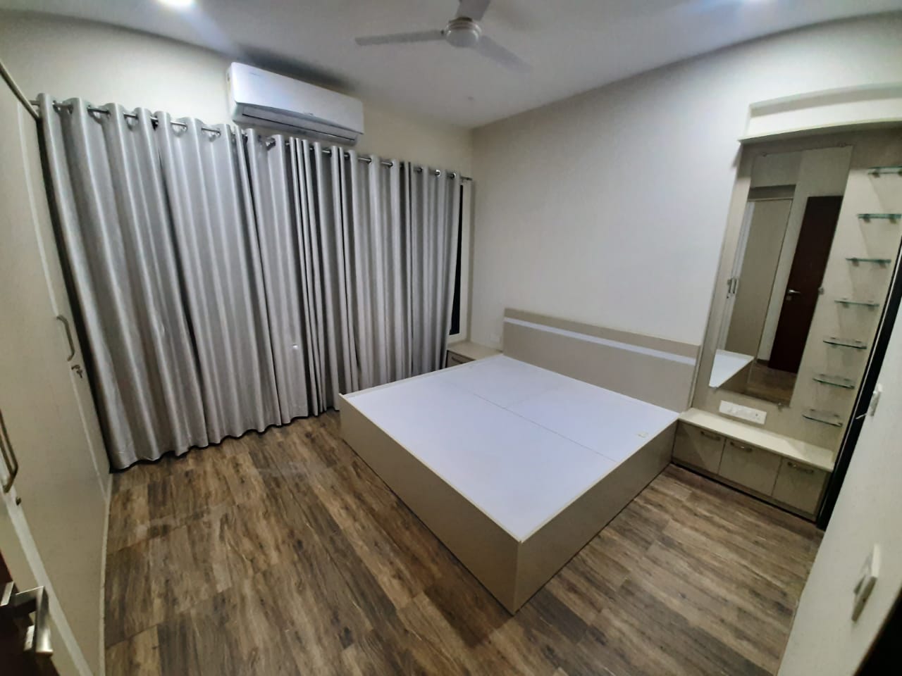 DCNPL Hills Vistaa 4 BHK - Bedroom